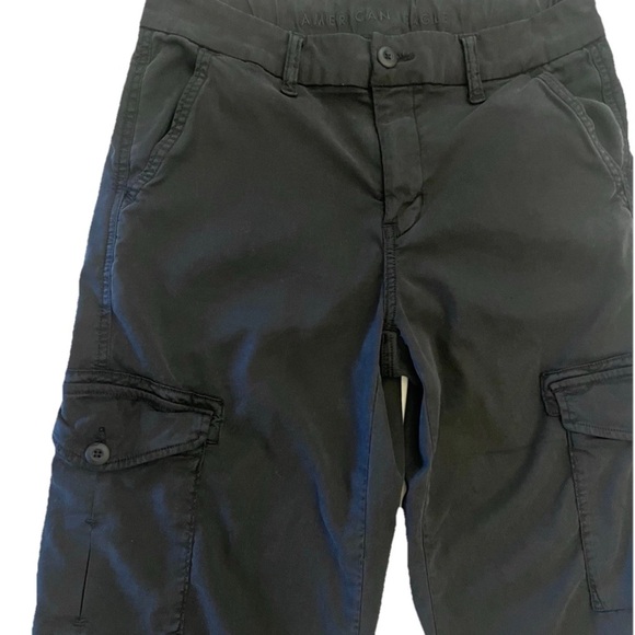 American Eagle Women’s Mid Rise Baggy Wide Leg Cargo Pants Sz 2 - Picture 3 of 8